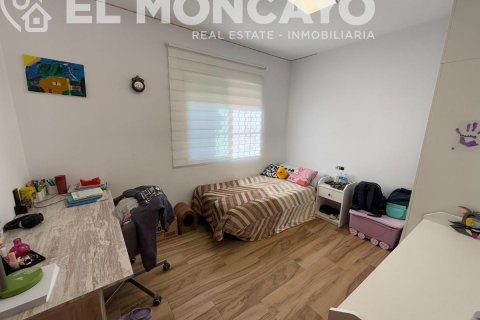 Huvila myytävänä Torrevieja, Alicante, Espanja, 5 makuuhuonetta, 222 m2 No. 112866 - kuva 15