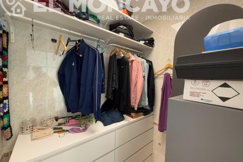 Huvila myytävänä Torrevieja, Alicante, Espanja, 5 makuuhuonetta, 222 m2 No. 112866 - kuva 28