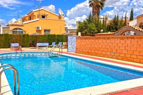 Villa pārdošanā Playa Flamenca II, Alicante, Spānijā 3 istabas, 70 m2 Nr. 112867 - attēls 12