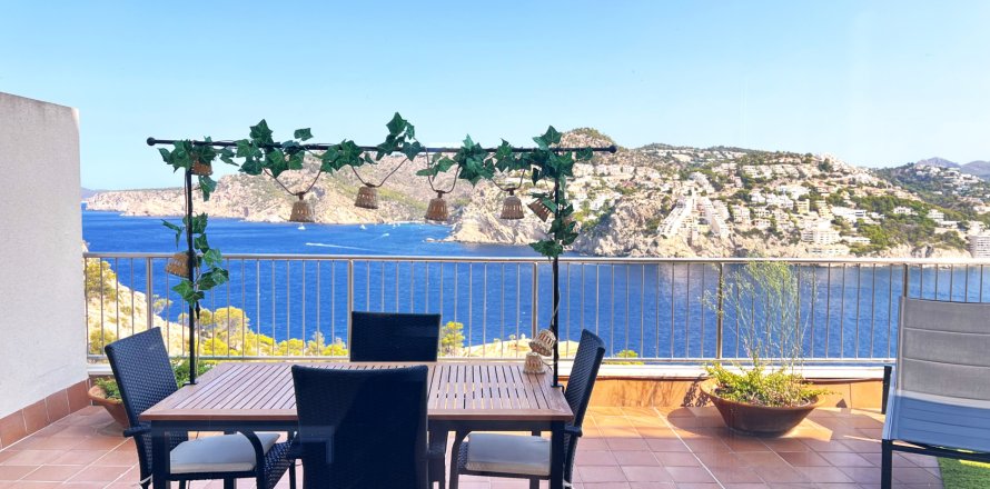 Apartment in Andratx, Mallorca, Spain 2 bedrooms, 119 sq.m. No. 178118