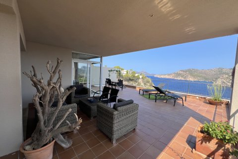 Apartment for rent in Andratx, Mallorca, Spain 2 bedrooms, 119 sq.m. No. 178118 - photo 14