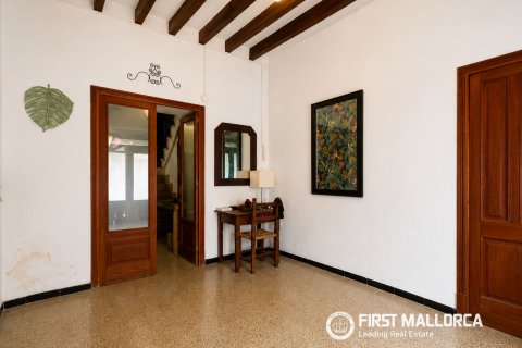 Villa en venta en Caimari, Mallorca, España 4 dormitorios, 303 m2 No. 178119 - foto 13