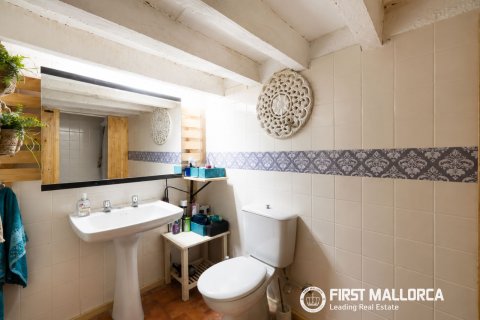 Villa en venta en Caimari, Mallorca, España 4 dormitorios, 303 m2 No. 178119 - foto 16