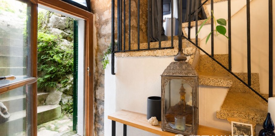 Villa en Caimari, Mallorca, España 4 dormitorios, 303 m2 No. 178119