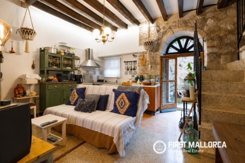 Villa en venta en Caimari, Mallorca, España 4 dormitorios, 303 m2 No. 178119 - foto 3