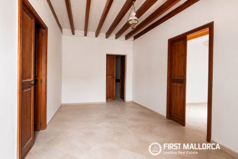 Villa en venta en Caimari, Mallorca, España 4 dormitorios, 303 m2 No. 178119 - foto 8