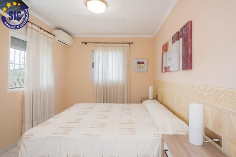 Townhouse for sale in Riba-roja de Turia, Valencia, Spain 5 bedrooms, 115 sq.m. No. 149769 - photo 6