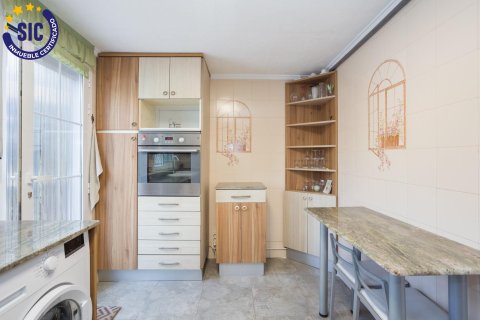 Townhouse for sale in Riba-roja de Turia, Valencia, Spain 5 bedrooms, 115 sq.m. No. 149769 - photo 10