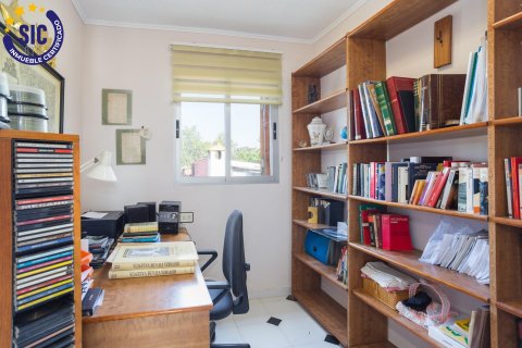 Townhouse for sale in Riba-roja de Turia, Valencia, Spain 5 bedrooms, 115 sq.m. No. 149769 - photo 14