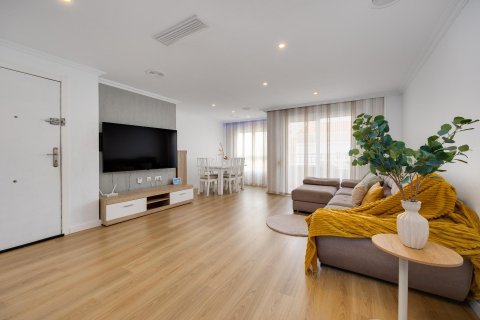 Продажа квартиры в Торревьеха, Аликанте, Испания 3 спальни, 135м2 №149770 - фото 5