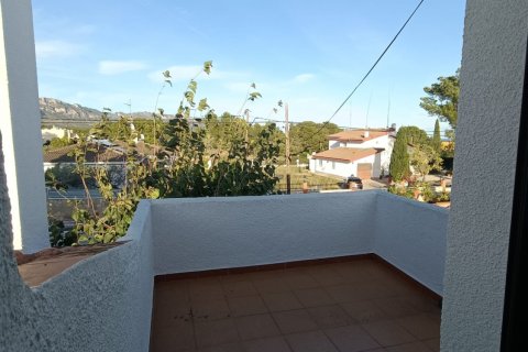 Kaupunkipientalo myytävänä L'Ametlla de Mar, Tarragona, Espanja, 3 makuuhuonetta, 108 m2 No. 152737 - kuva 17