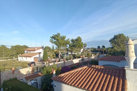 Kaupunkipientalo myytävänä L'Ametlla de Mar, Tarragona, Espanja, 3 makuuhuonetta, 108 m2 No. 152737 - kuva 25