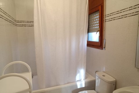 Kaupunkipientalo myytävänä L'Ametlla de Mar, Tarragona, Espanja, 3 makuuhuonetta, 108 m2 No. 152737 - kuva 11