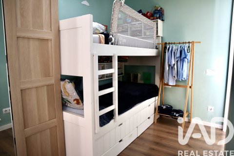 Kaupunkipientalo myytävänä Cerdanyola Del Valles, Barcelona, Espanja, 3 makuuhuonetta, 142 m2 No. 152731 - kuva 20