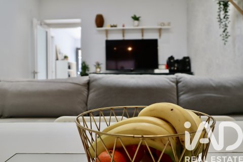 Kaupunkipientalo myytävänä Cerdanyola Del Valles, Barcelona, Espanja, 3 makuuhuonetta, 142 m2 No. 152731 - kuva 6