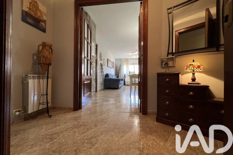 Apartamento en venta en Caldes de Montbui, Barcelona, España 4 dormitorios, 128 m2 No. 152735 - foto 3