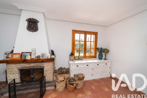 Dom w Sariegos, Leon, Hiszpania 4 sypialnie, 223 mkw. nr 152733 – zdjęcie 29