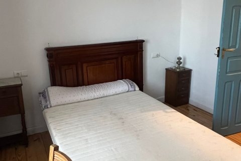 Villa for sale in Valdefresno, Leon, Spain 4 bedrooms, 220 sq.m. No. 152736 - photo 22