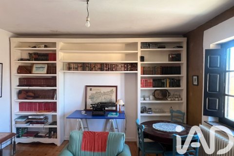 Villa for sale in Valdefresno, Leon, Spain 4 bedrooms, 220 sq.m. No. 152736 - photo 26