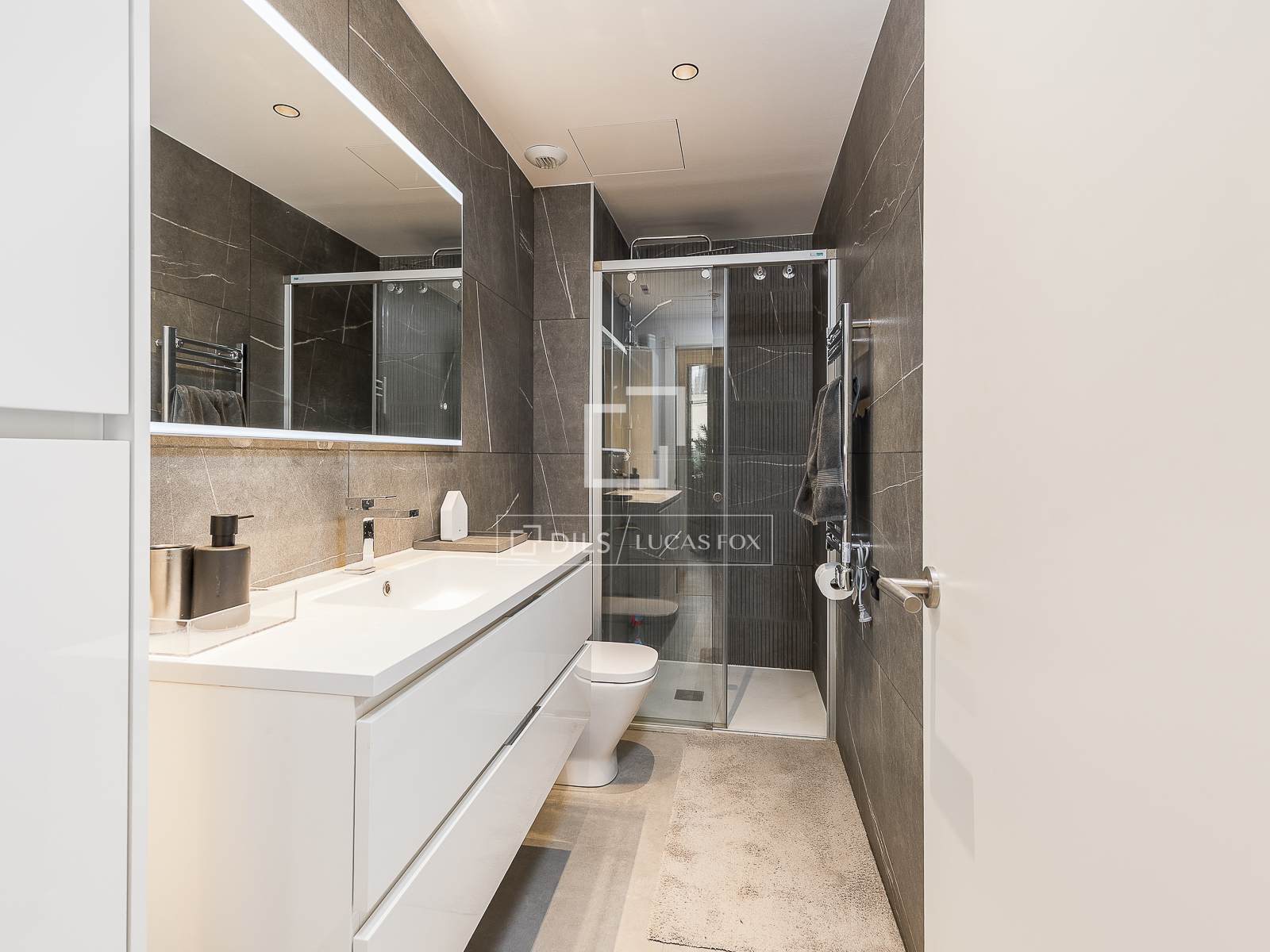 Penthäuser in Barcelona, Spanien 2 Schlafzimmer, 78 m2 Nr. 150454