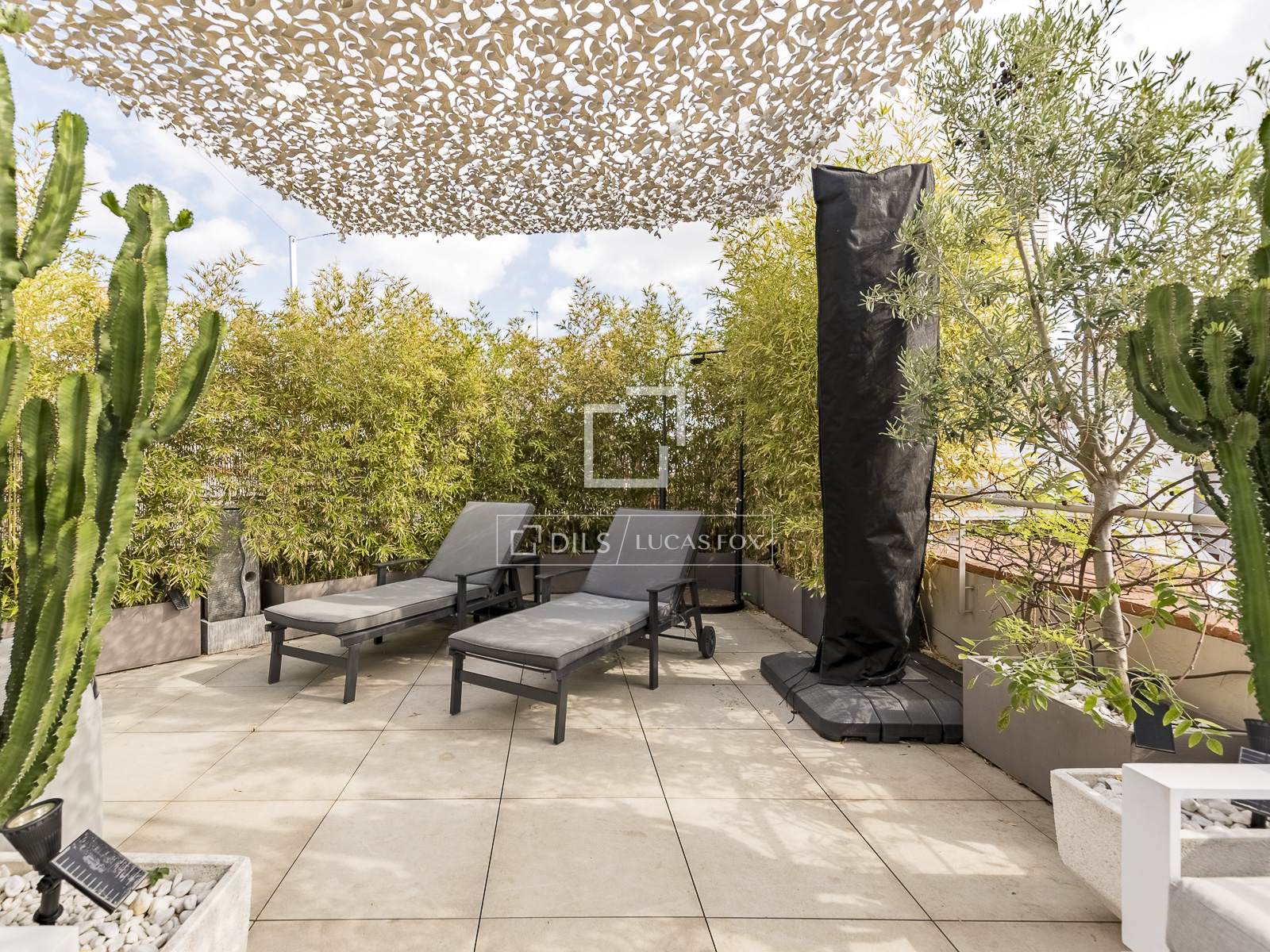 Penthäuser in Barcelona, Spanien 2 Schlafzimmer, 78 m2 Nr. 150454