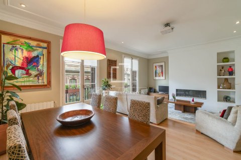 Apartment à vendre à Barcelona, Espagne, 3 chambres, 123 m2 No. 150457 - photo 7