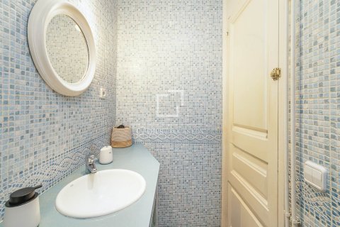 Apartment à vendre à Barcelona, Espagne, 3 chambres, 123 m2 No. 150457 - photo 14