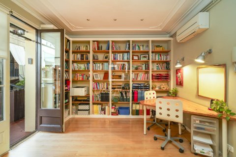 Apartment à vendre à Barcelona, Espagne, 3 chambres, 123 m2 No. 150457 - photo 28