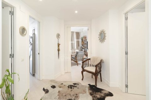 Wohnung zum Verkauf in Barcelona, Spanien 4 Schlafzimmer, 131 m2 Nr. 150458 - Foto 17