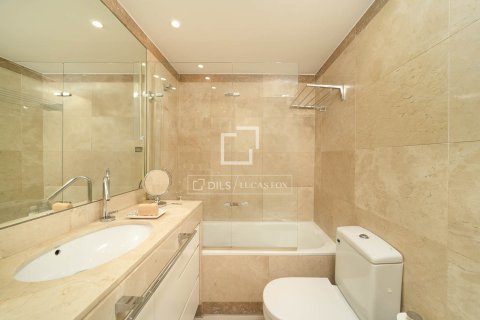 Wohnung zum Verkauf in Barcelona, Spanien 4 Schlafzimmer, 131 m2 Nr. 150458 - Foto 23