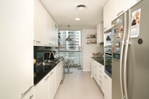 Wohnung zum Verkauf in Barcelona, Spanien 4 Schlafzimmer, 131 m2 Nr. 150458 - Foto 13