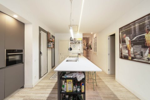 Apartment à vendre à Barcelona, Espagne, 3 chambres, 165 m2 No. 150456 - photo 11