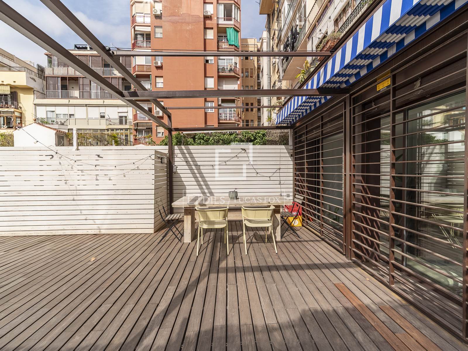 Lägenhet i Barcelona, Spanien 3 sovrum, 165 kvm. Nr. 150456