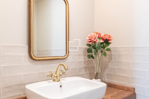 Villa for sale in Sant Cugat Del Valles, Barcelona, Spain 5 bedrooms, 338 sq.m. No. 150455 - photo 7