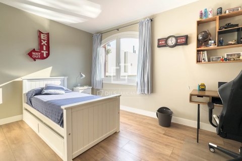 Villa for sale in Sant Cugat Del Valles, Barcelona, Spain 5 bedrooms, 338 sq.m. No. 150455 - photo 24