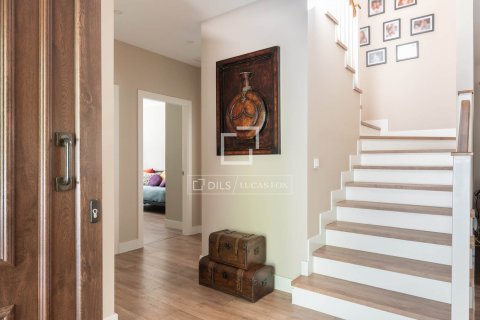 Villa for sale in Sant Cugat Del Valles, Barcelona, Spain 5 bedrooms, 338 sq.m. No. 150455 - photo 19