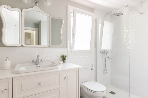 Villa for sale in Sant Cugat Del Valles, Barcelona, Spain 5 bedrooms, 338 sq.m. No. 150455 - photo 23