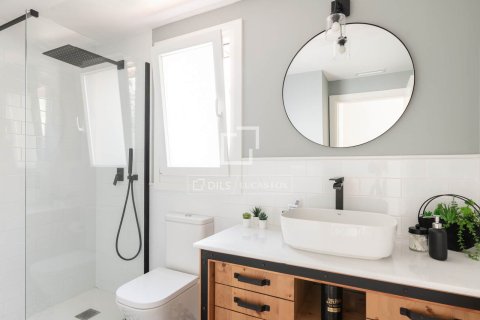 Villa for sale in Sant Cugat Del Valles, Barcelona, Spain 5 bedrooms, 338 sq.m. No. 150455 - photo 25