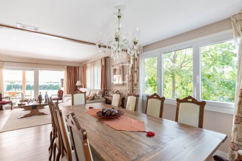 Villa for sale in Sant Cugat Del Valles, Barcelona, Spain 5 bedrooms, 338 sq.m. No. 150455 - photo 6