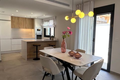 Townhouse in Pilar de la Horadada, Alicante, Spain 3 bedrooms, 94 sq.m. No. 168636