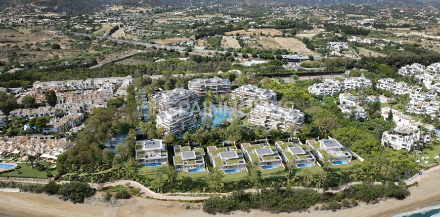 Appartamento a Estepona, Malaga, Spagna 3 camere da letto, 156 mq. N° 177375