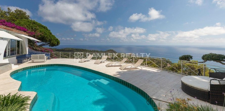 Willa w Tossa de Mar, Girona, Hiszpania 5 sypialni, 350 mkw. nr 176856