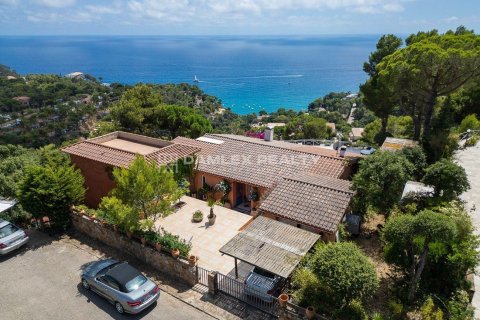 Willa w Tossa de Mar, Girona, Hiszpania 5 sypialni, 350 mkw. nr 176856 – zdjęcie 3