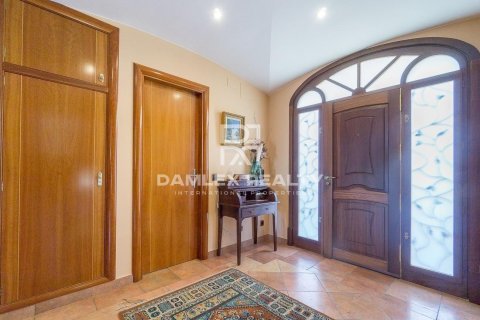 Willa w Lloret de Mar, Girona, Hiszpania 6 sypialni, 750 mkw. nr 176851 – zdjęcie 11
