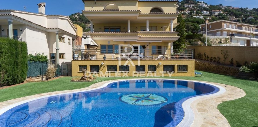 Willa w Lloret de Mar, Girona, Hiszpania 6 sypialni, 750 mkw. nr 176851