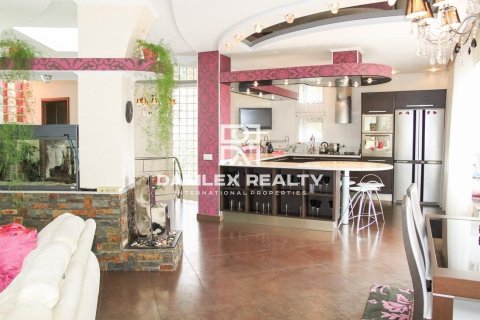 Willa w Lloret de Mar, Girona, Hiszpania 4 sypialnie, 360 mkw. nr 176854 – zdjęcie 6