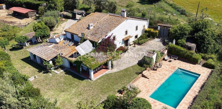 Willa w Palamos, Girona, Hiszpania 5 sypialni, 490 mkw. nr 176853