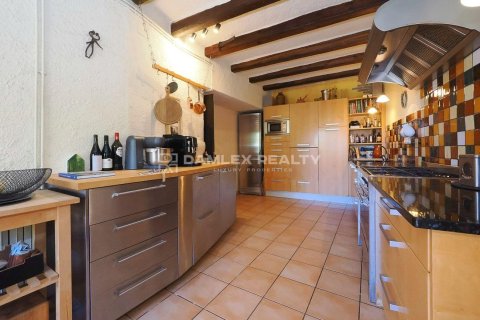Willa w Palamos, Girona, Hiszpania 5 sypialni, 490 mkw. nr 176853 – zdjęcie 25