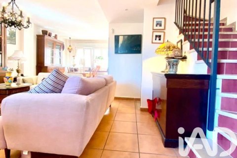 Townhouse for sale in Tarifa, Cadiz, Spain 3 bedrooms, 164 sq.m. No. 152819 - photo 13