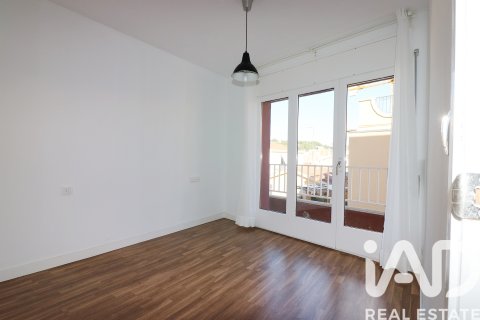 Apartament w Arenys de Mar, Barcelona, Hiszpania 2 sypialnie, 63 mkw. nr 152815 – zdjęcie 6